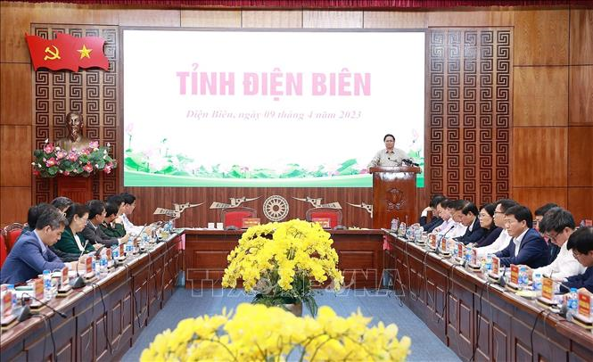 Thủ tướng Chính phủ: Phát huy tinh thần tự lực, đầu tư mạnh cho ngành kinh tế chủ lực